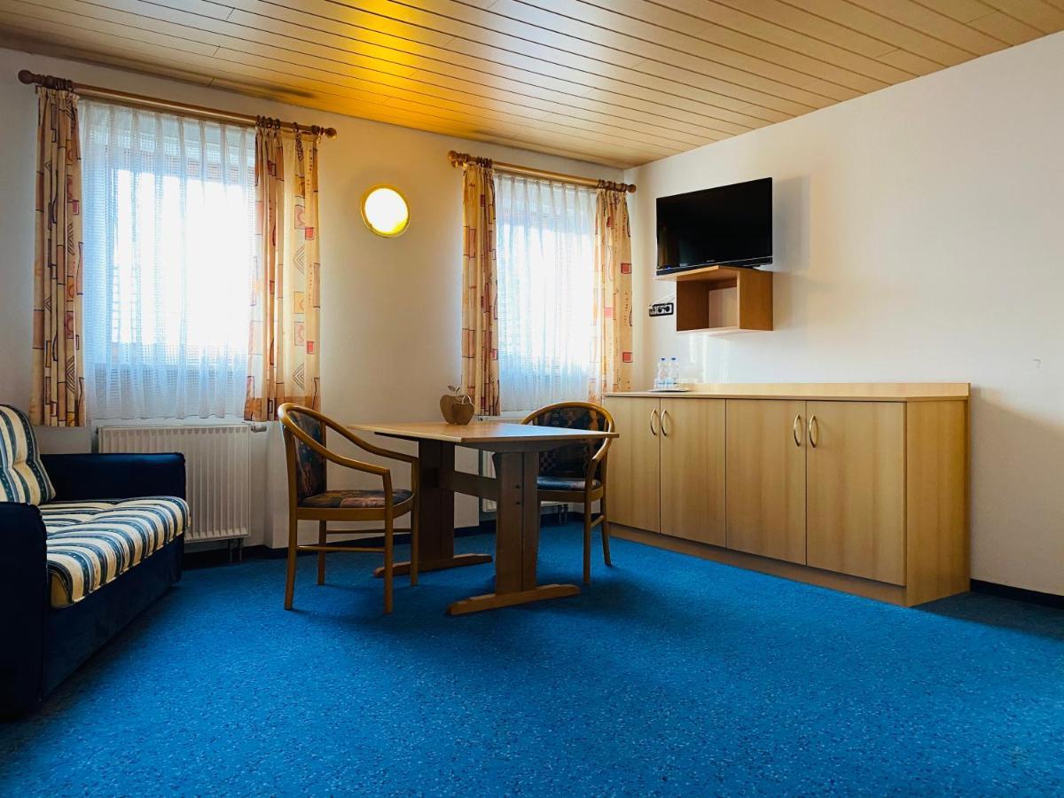 Hotel Zum Goldenen Adler à Pfarrweisach Extérieur photo
